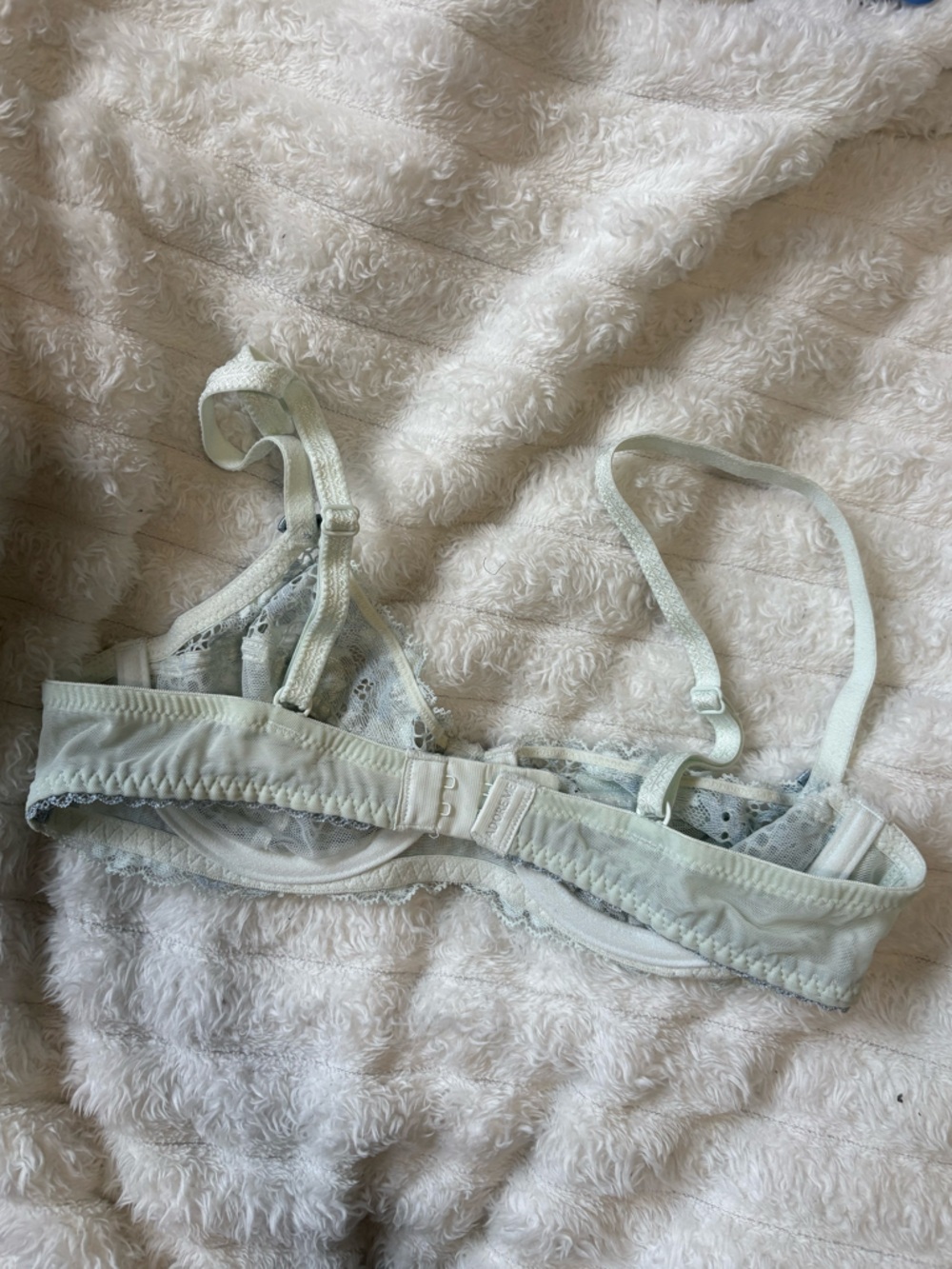 Lace Underwire Bras Bundle | Size Small / 32B - Picture 8 of 8